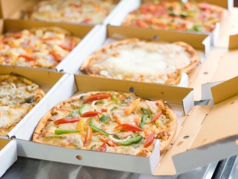 Krabice na pizzu