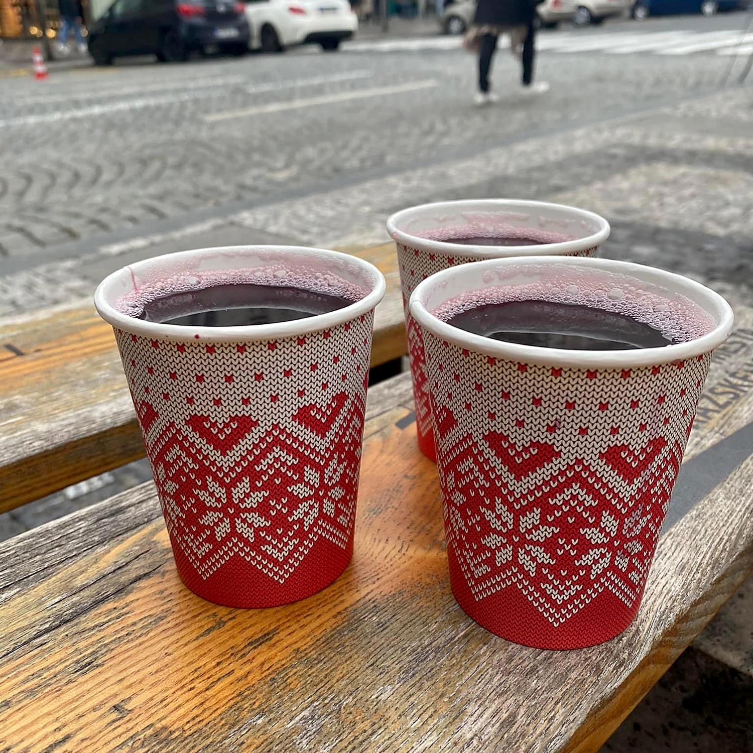 kelímek papírový Zimní období 280ml M / 50ks (pr. 80mm)